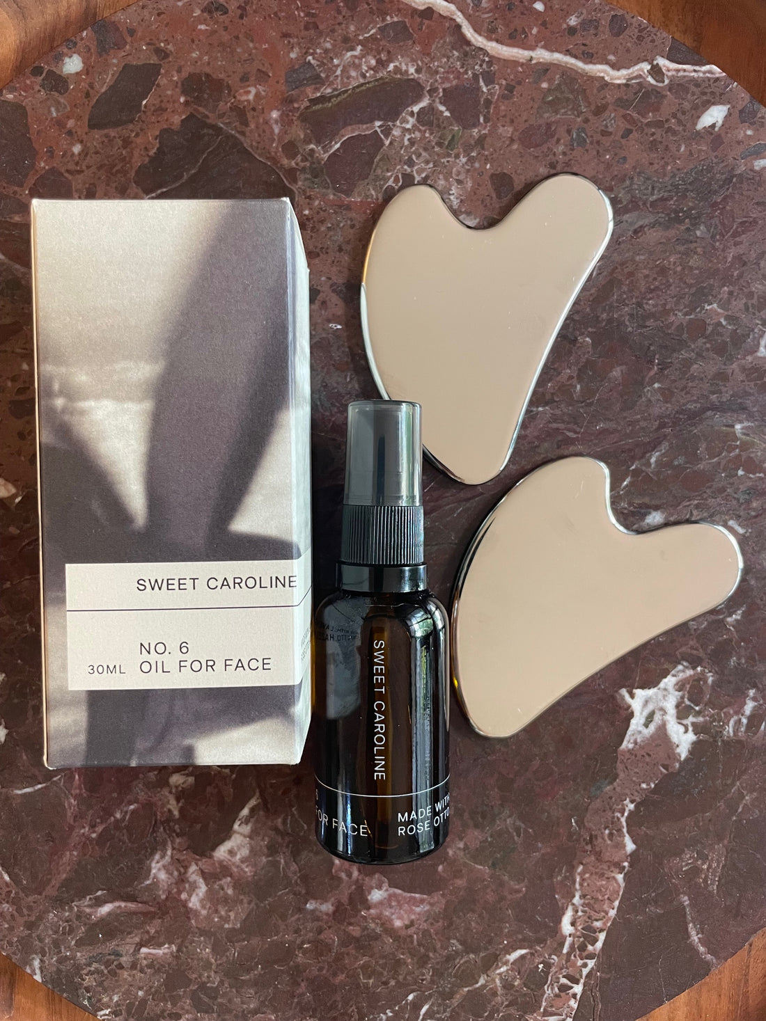 Face Ritual Set - No.6 Face Oil & complimentary Gua Sha