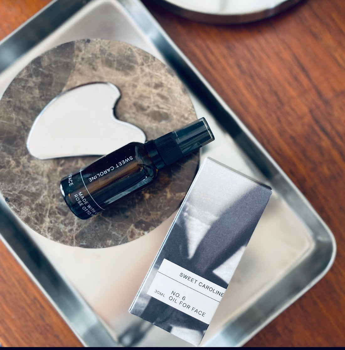 Face Ritual Set - No.6 Face Oil & complimentary Gua Sha