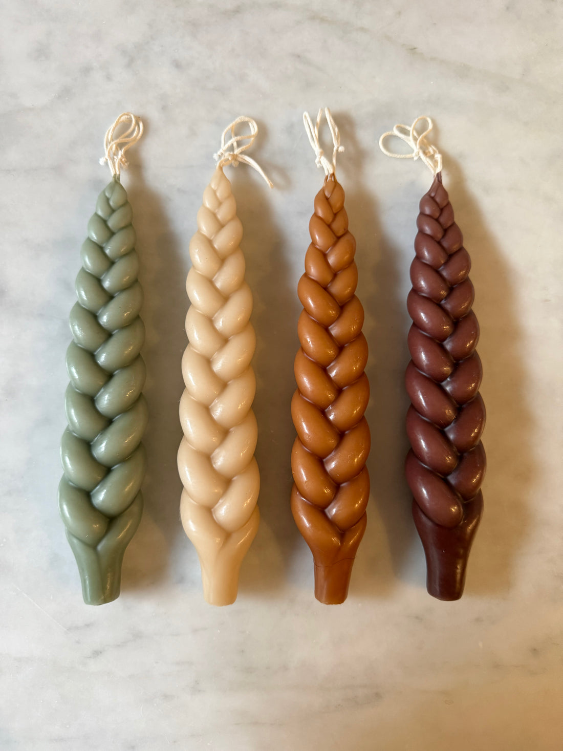 The Plait Candle - Medium Handmade Beeswax