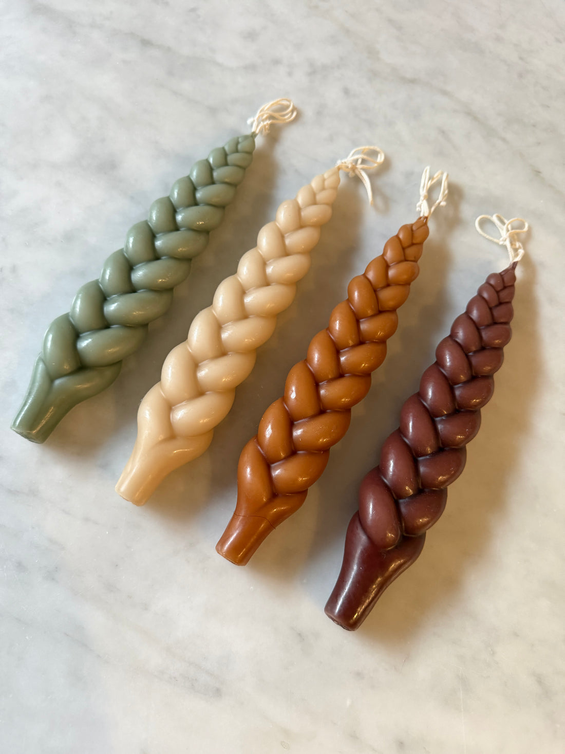 The Plait Candle - Medium Handmade Beeswax